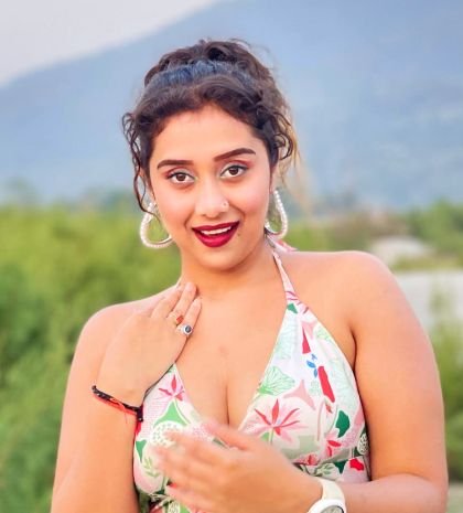 Dancer Namita Joshi Image (Collected)