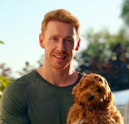 Ben Echo Photo With His Pet