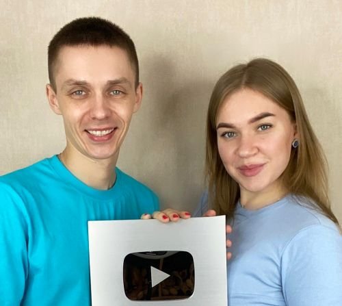 Demariki (JULIA and MAKSIM)