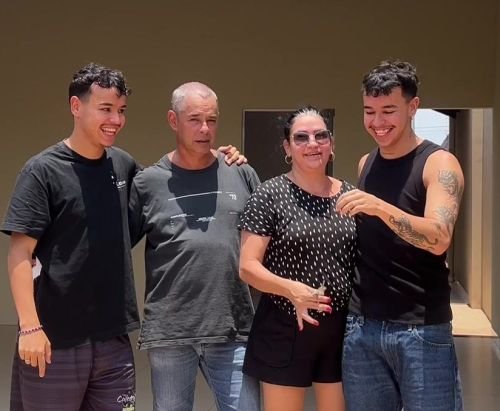 Lázaro Freitas Family Photo