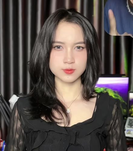 TikTok Star Oanh Gau Photo