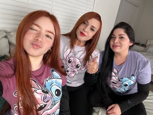 Dayana Vargas Selfie Photo