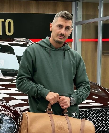 Valentin Caprariu Instagram Star